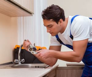 About Emergency plumbing pros Dora, MO